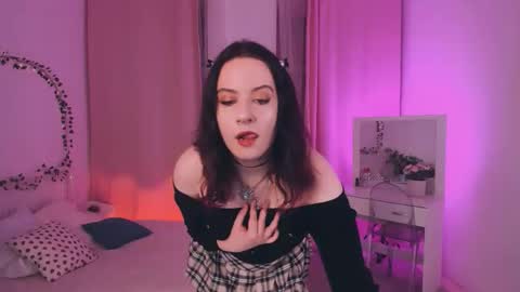 Nana online show from 10/15/25, 05:29