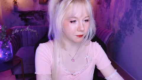 nancymartinez online show from 01/28/25, 01:27