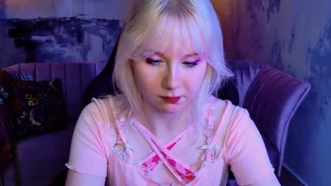 nancymartinez online show from 02/13/25, 07:31