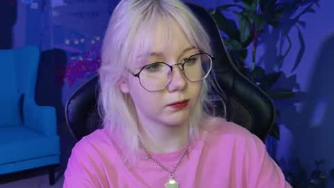 nancymartinez online show from 02/18/25, 08:38