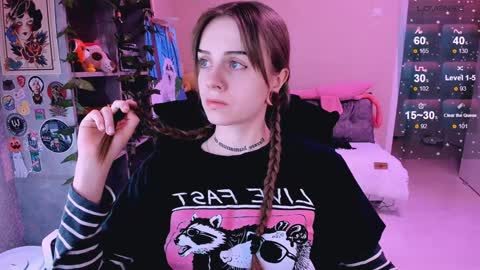 Monday-Friday 12-4 AM and 6-9 AM New York time online show from 01/26/25, 11:29