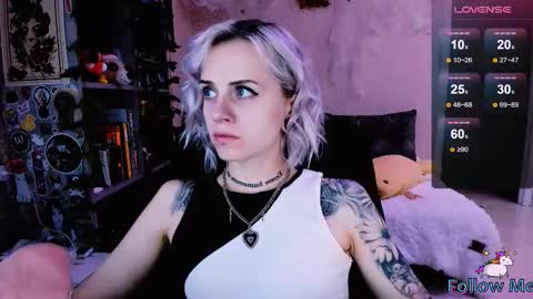 Monday-Friday 12-4 AM and 6-9 AM New York time online show from 10/06/25, 09:56