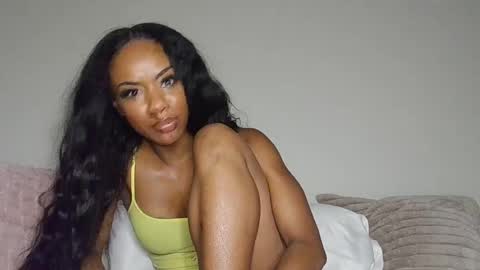 Snapshot of nanneyrose chatting on 10/11/25, 05:39 Nanneypooh online show from 10/11/25, 05:39