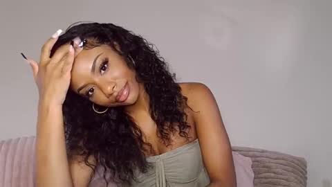 Snapshot of nanneyrose chatting on 11/24/25, 07:35 Nanneypooh online show from 11/24/25, 07:35