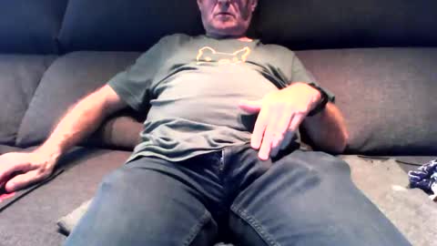 nano22968832 online show from 11/18/25, 07:46