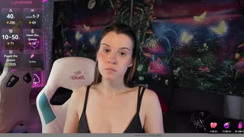 NansyCharm online show from 12/10/24, 08:19