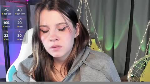 NansyCharm online show from 12/24/24, 09:17