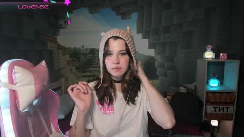 NansyCharm online show from 01/16/25, 08:11