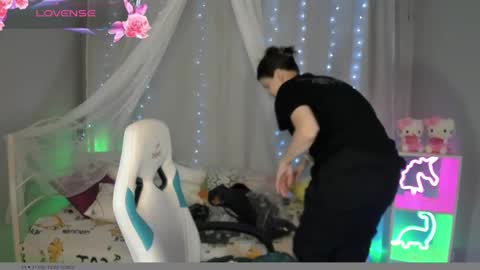 NansyCharm online show from 02/10/25, 03:35