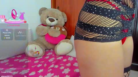 Naomi Rouse online show from 10/18/25, 01:34