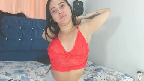 Snapshot of naomi_sweet420 chatting on 09/08/25, 02:49 Mia online show from 09/08/25, 02:49