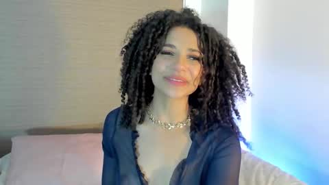 Snapshot of naomidawsonn chatting on 09/12/25, 12:11 naomidawson online show from 09/12/25, 12:11