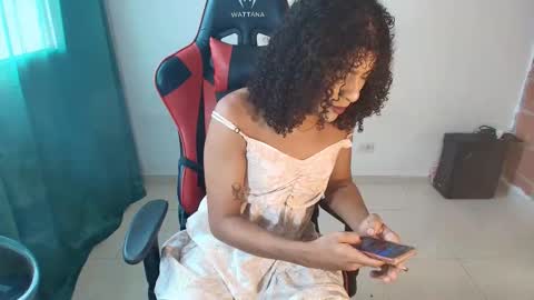 naomiwildburn online show from 10/18/25, 01:56