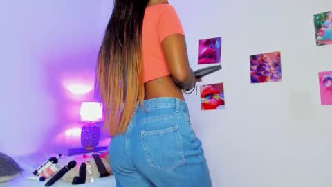 naomy_191 online show from 10/15/25, 03:06