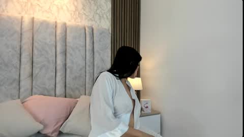 Snapshot of naomy_smithx chatting on 01/13/25, 08:58 Naomy Smith online show from 01/13/25, 08:58