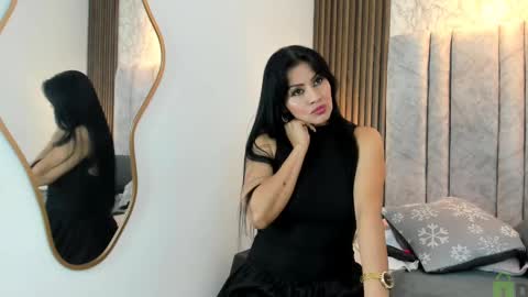 Snapshot of naomy_smithx chatting on 03/08/25, 03:56 Naomy Smith online show from 03/08/25, 03:56