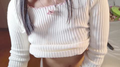 Snapshot of naree_masaki chatting on 12/15/24, 05:31 Naree online show from 12/15/24, 05:31