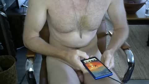 Snapshot of nareth338 chatting on 10/24/25, 06:15 nareth338 online show from 10/24/25, 06:15