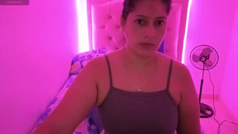 Nasly batista  online show from 11/08/25, 02:12