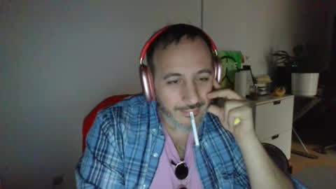 Snapshot of nassobout chatting on 01/17/25, 01:47 nassobout online show from 01/17/25, 01:47