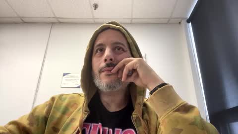 Snapshot of nassobout chatting on 02/13/25, 08:13 nassobout online show from 02/13/25, 08:13