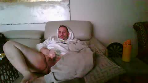 Snapshot of nassobout chatting on 02/23/25, 10:39 nassobout online show from 02/23/25, 10:39