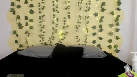 Snapshot of nastasha_nasty1 chatting on 02/16/25, 11:48 Maira online show from 02/16/25, 11:48