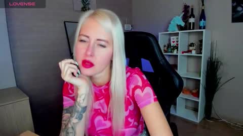 Snapshot of nastasya_cute chatting on 10/01/25, 01:55 Nastya online show from 10/01/25, 01:55