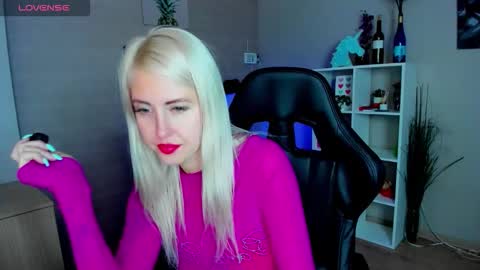 Snapshot of nastasya_cute chatting on 10/02/25, 01:34 Nastya online show from 10/02/25, 01:34