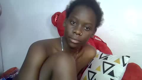 Snapshot of nasti_petite chatting on 03/06/25, 12:30 nasti_petite online show from 03/06/25, 12:30