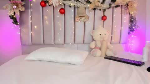 Snapshot of nastyalvanova chatting on 12/14/24, 05:40 Deisy online show from 12/14/24, 05:40