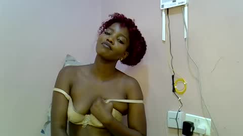 Snapshot of nastysassy_ chatting on 09/26/25, 04:00 Call me Sassy online show from 09/26/25, 04:00