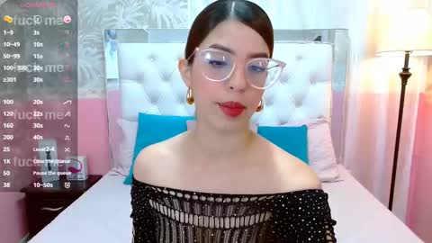 Snapshot of nat_bakers chatting on 02/25/25, 09:13 online show from 02/25/25, 09:13