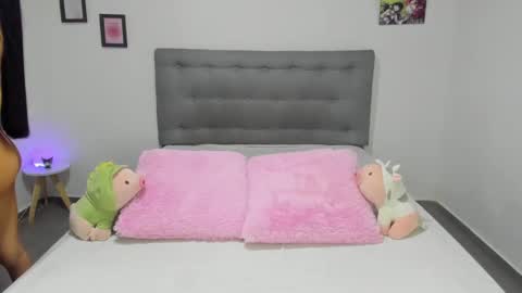 Snapshot of nata_gil19 chatting on 02/19/25, 02:23 Karo online show from 02/19/25, 02:23