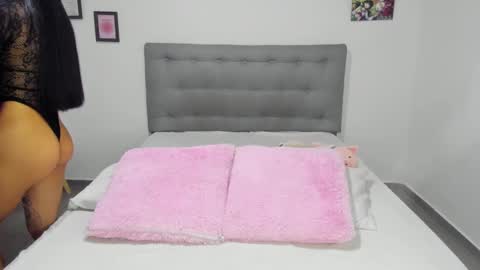 Snapshot of nata_gil19 chatting on 02/21/25, 02:17 Karo online show from 02/21/25, 02:17