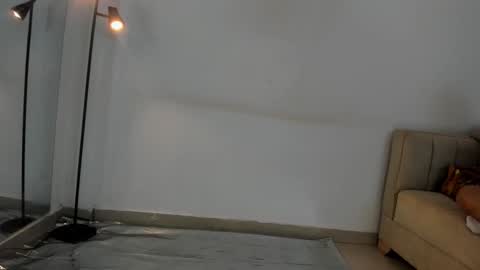 Snapshot of natalia_aguirre chatting on 11/06/25, 12:28 Naty online show from 11/06/25, 12:28