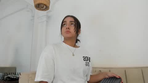 Snapshot of natalia_aguirre chatting on 11/18/25, 12:09 Naty online show from 11/18/25, 12:09