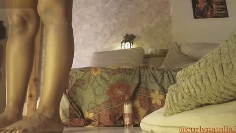 natalia_curlyx online show from 02/08/25, 06:33