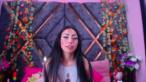 Snapshot of natalia_pinkk chatting on 12/12/24, 12:05 natalia pinkk online show from 12/12/24, 12:05