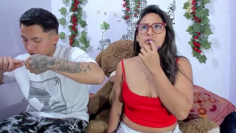 Snapshot of nataliaandjulliam chatting on 11/10/25, 06:34 nataliaandjulliam online show from 11/10/25, 06:34