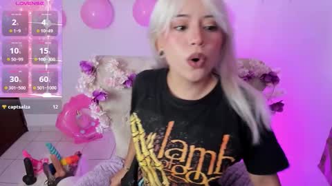 Snapshot of nataliahenao_69 chatting on 11/20/25, 03:34 Nataliua Henao online show from 11/20/25, 03:34