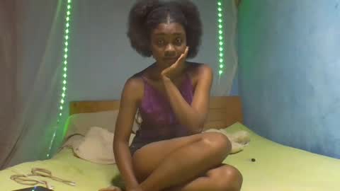 Snapshot of natalie19240216 chatting on 01/07/25, 01:03 natalie19240216 online show from 01/07/25, 01:03