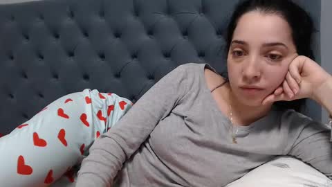 Snapshot of natalie_mia chatting on 02/07/25, 03:01 Miia online show from 02/07/25, 03:01