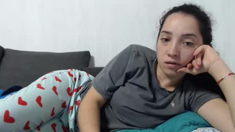 Snapshot of natalie_mia chatting on 11/07/25, 05:51 Miia online show from 11/07/25, 05:51