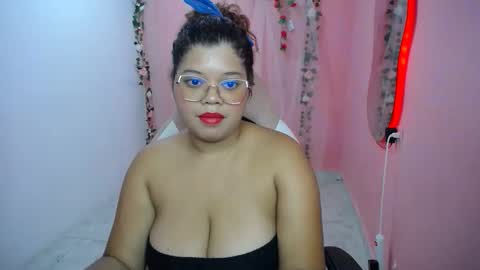 natalie_tits1 online show from 09/10/25, 06:41