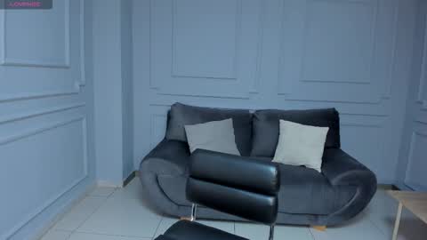 Snapshot of natalielewis_ chatting on 11/18/25, 11:14 Natalie Lewis online show from 11/18/25, 11:14