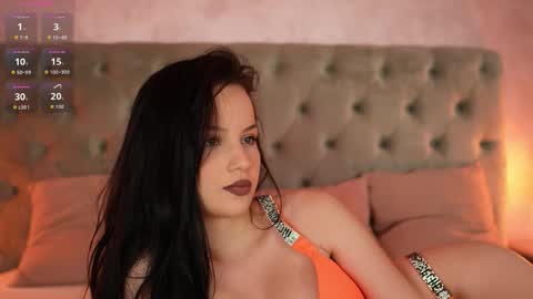 Snapshot of natalieshaw chatting on 09/27/25, 03:00 Natalie online show from 09/27/25, 03:00