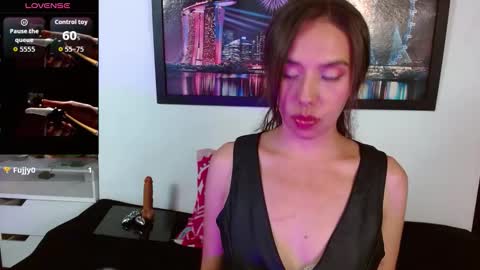 Natalia  online show from 11/21/25, 04:11