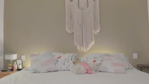 anatalybee online show from 09/27/25, 03:00