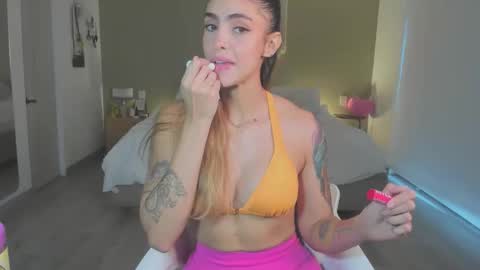 anatalybee online show from 11/14/25, 08:40